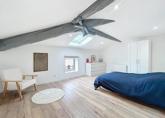 Spacious For Two In *